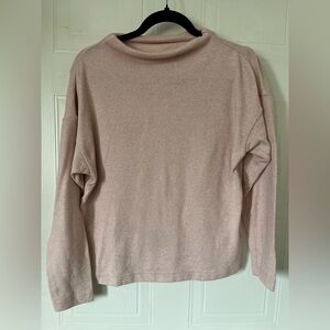 Uniqlo Soft Pink High-neck Sweater